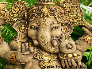 Hindugott © Chanyut Sribua-rawd - Dreamstime.com