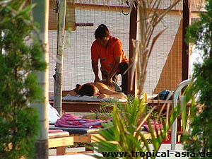Thai Massage © tropical-travel.de